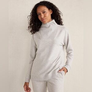 NWT Haven Well Within Fleece Crossover Sweatshirt Heathered Grey Small Lounge